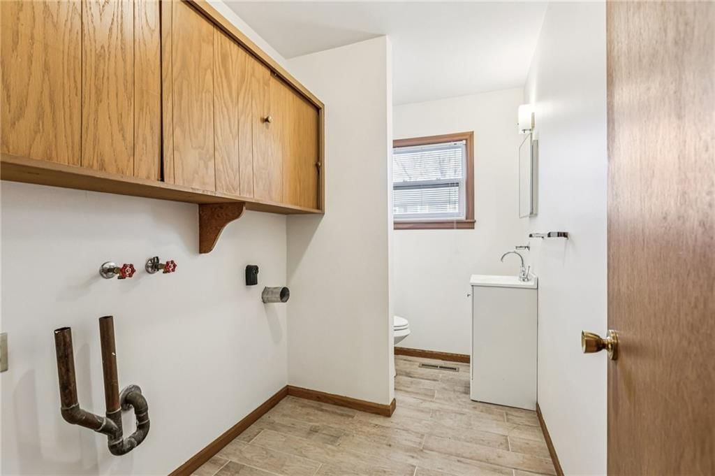 9608 W 93rd Street — photo 13