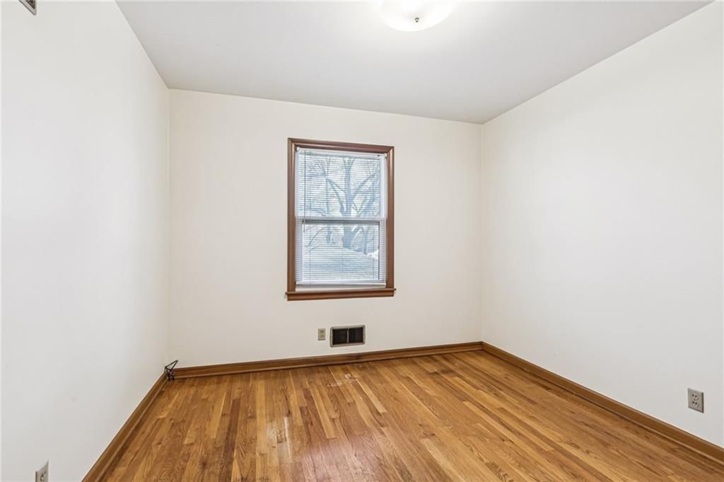9608 W 93rd Street — photo 20