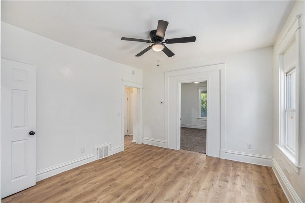 3916 Warwick Boulevard — photo 7