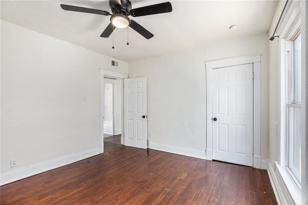 3916 Warwick Boulevard — photo 22
