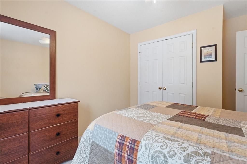 1105 Chapel Street — photo 18
