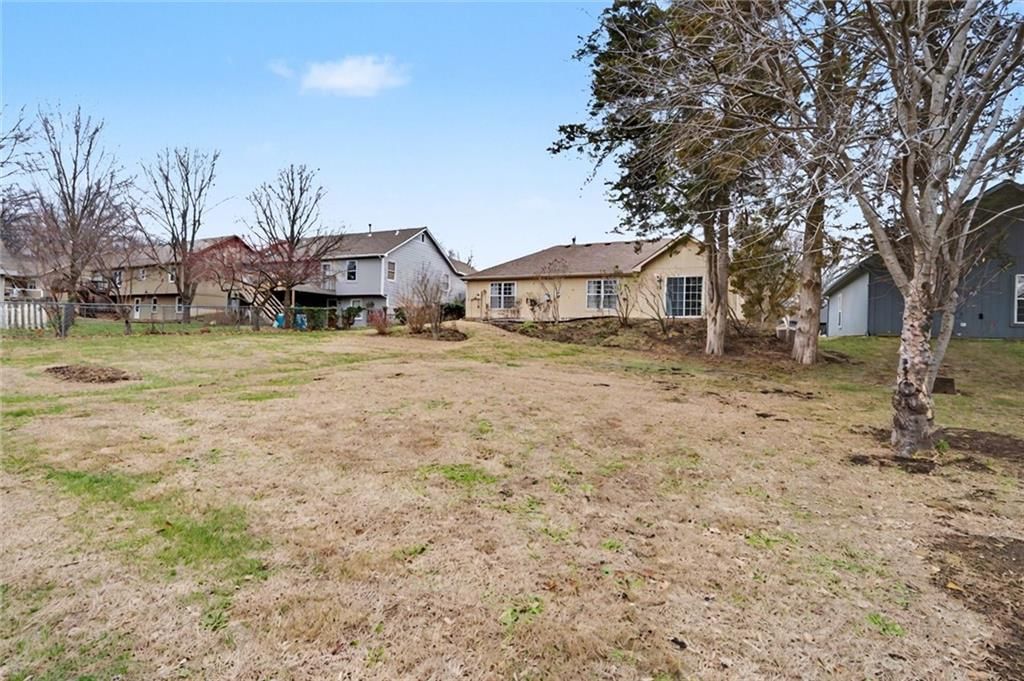 1105 Chapel Street — photo 29