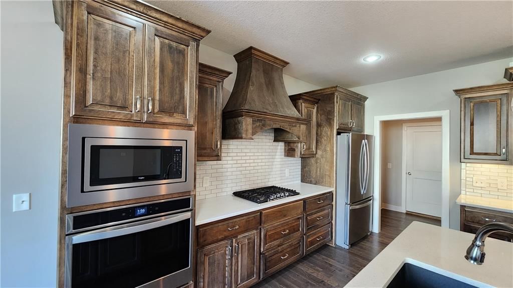 8140 NW 90th Street — photo 35