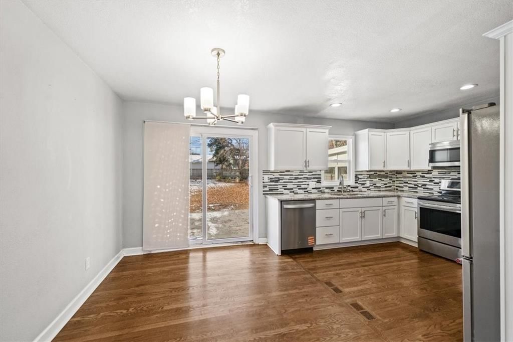 7726 Summit Street — photo 5