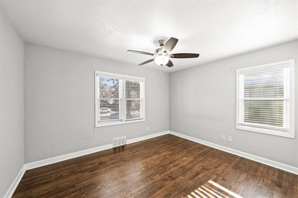 7726 Summit Street — photo 8