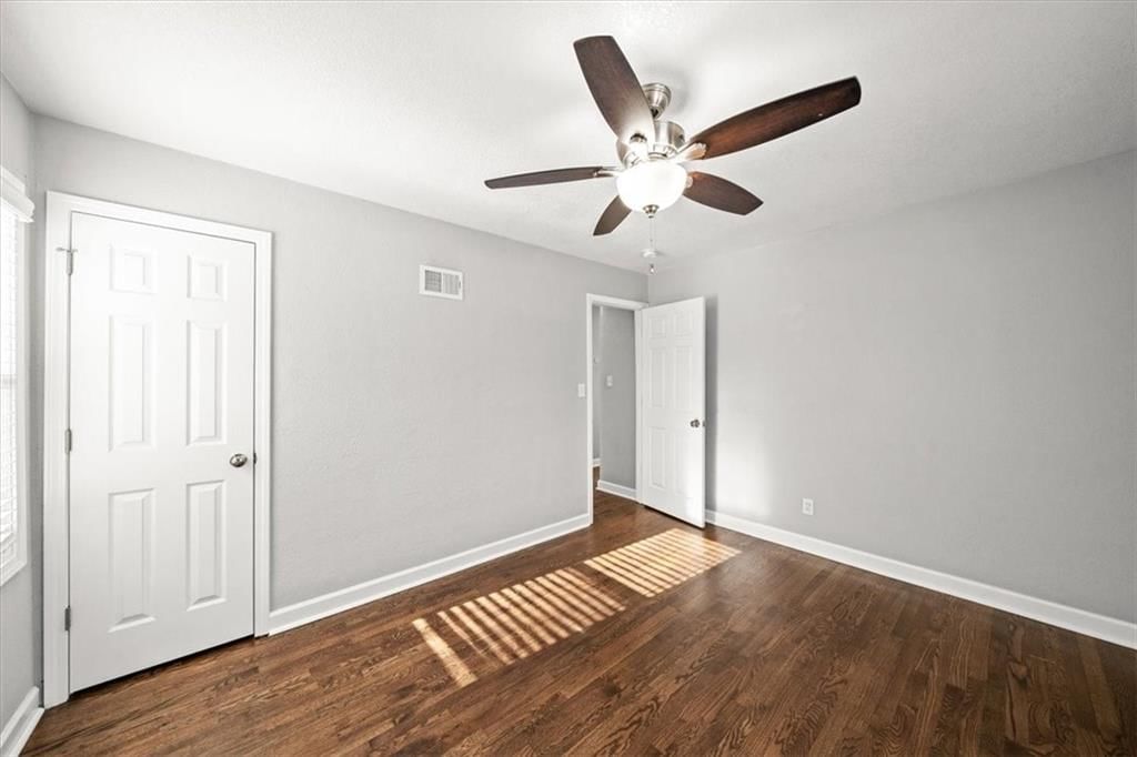 7726 Summit Street — photo 9
