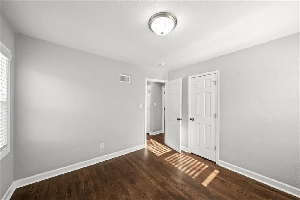 7726 Summit Street — photo 11