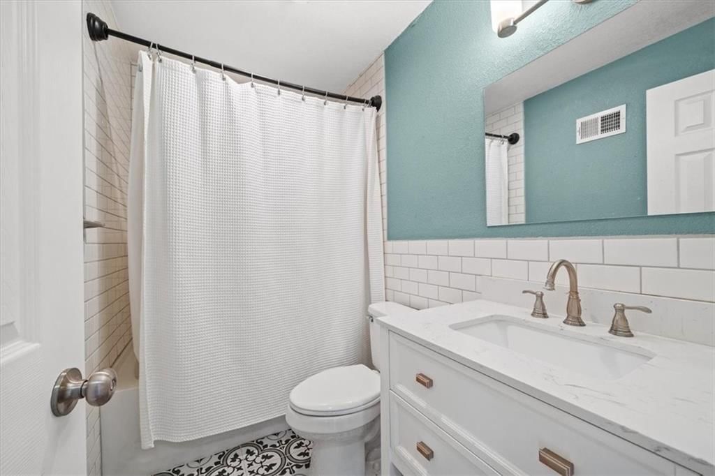 7726 Summit Street — photo 12