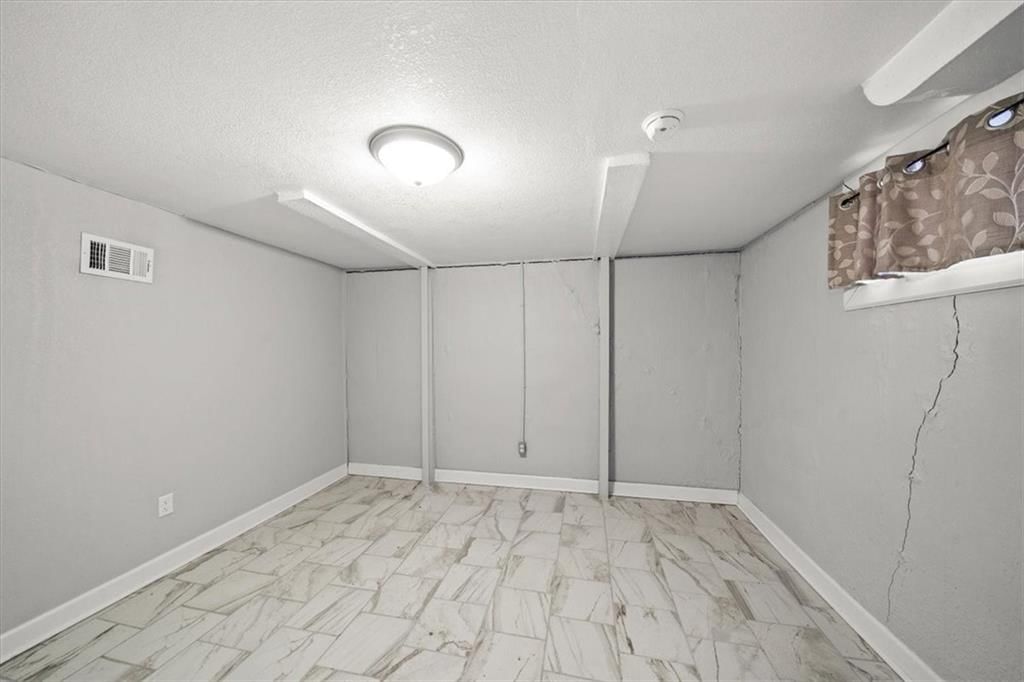 7726 Summit Street — photo 14