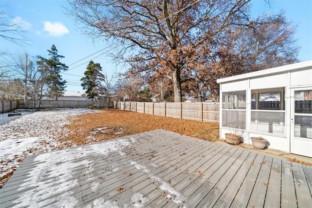 7726 Summit Street — photo 16