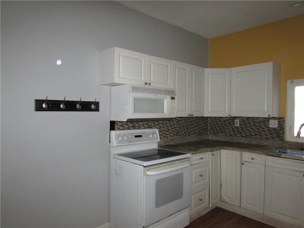 726 Pacific Avenue — photo 2