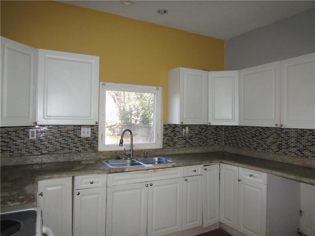 726 Pacific Avenue — photo 3