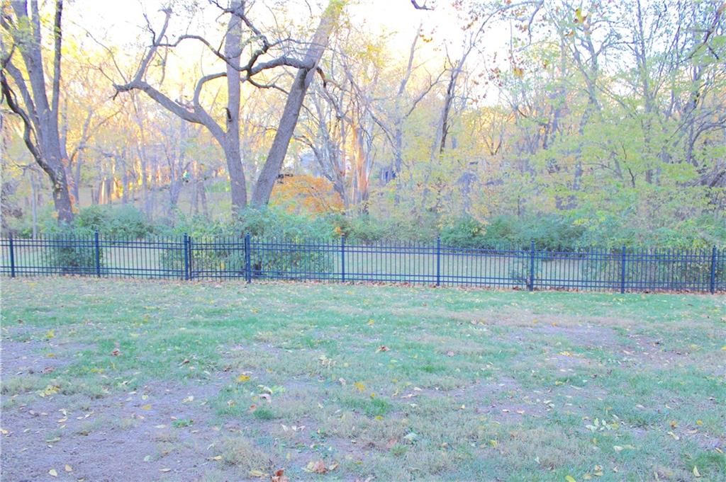 1128 NE 97th Place — photo 3