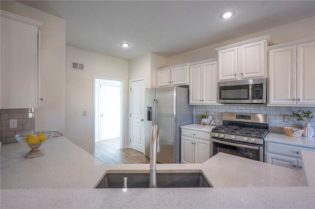 21950 W 119th Terrace — photo 15