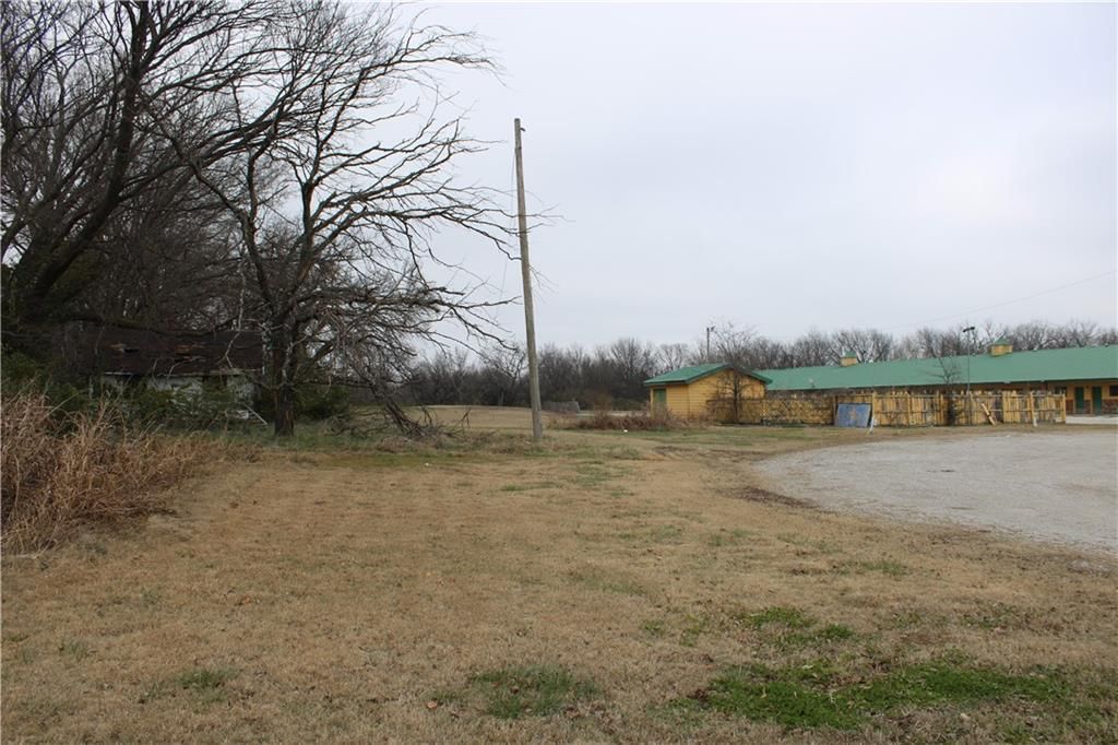 3222 W Main Street — photo 4