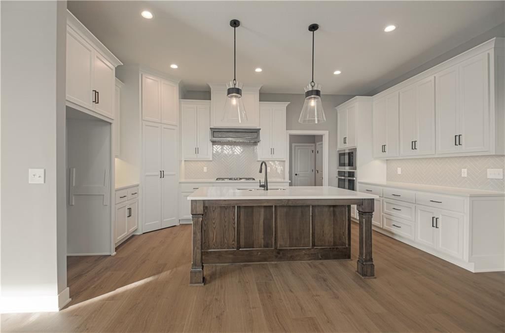 4628 SW Robinson Drive — photo 13