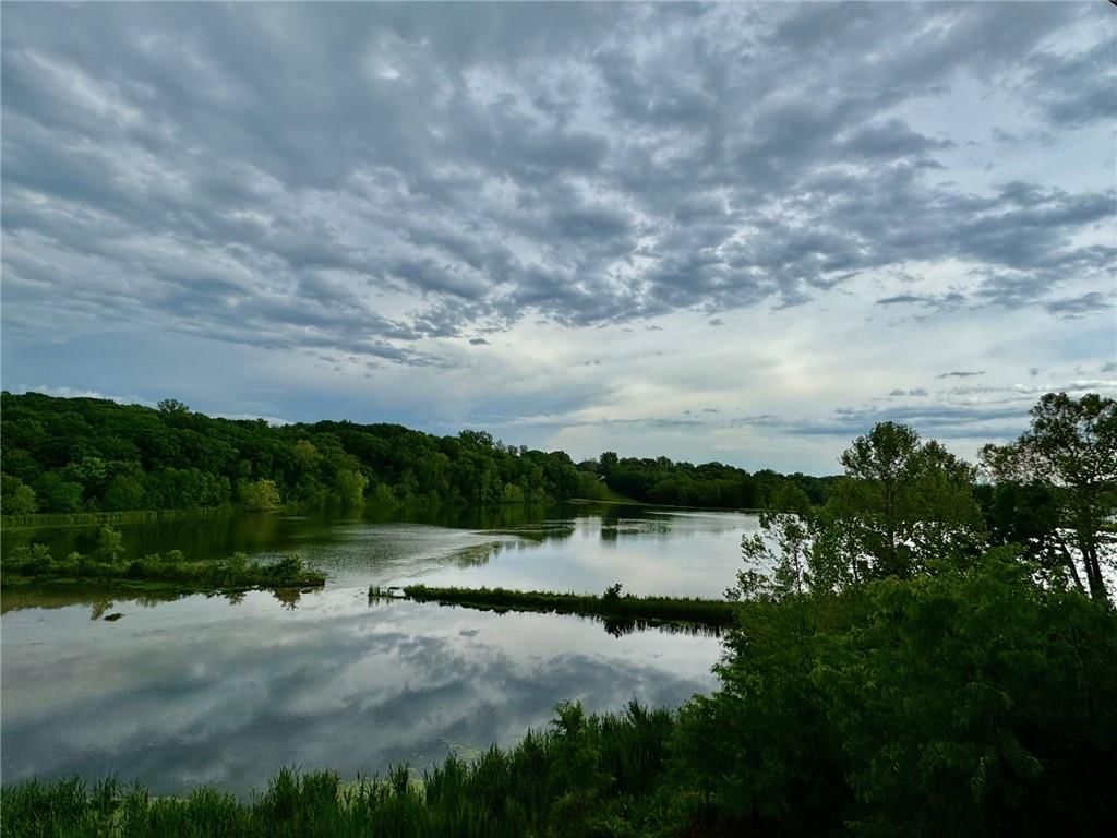 7017 Waters Edge Drive — photo 2