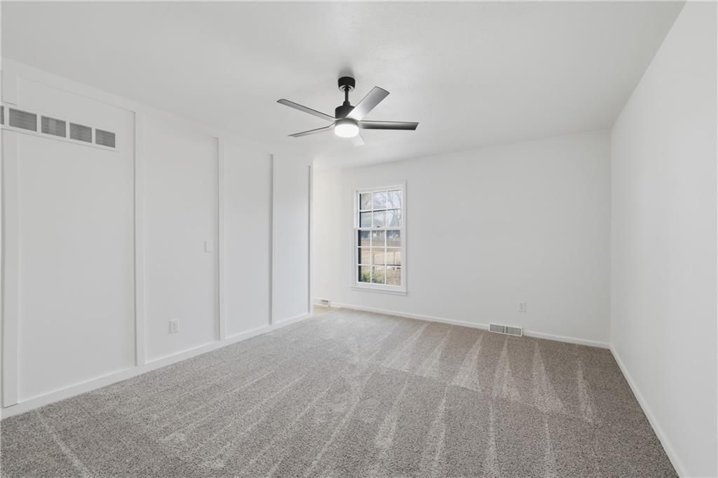 707 SW Savannah Drive — photo 8