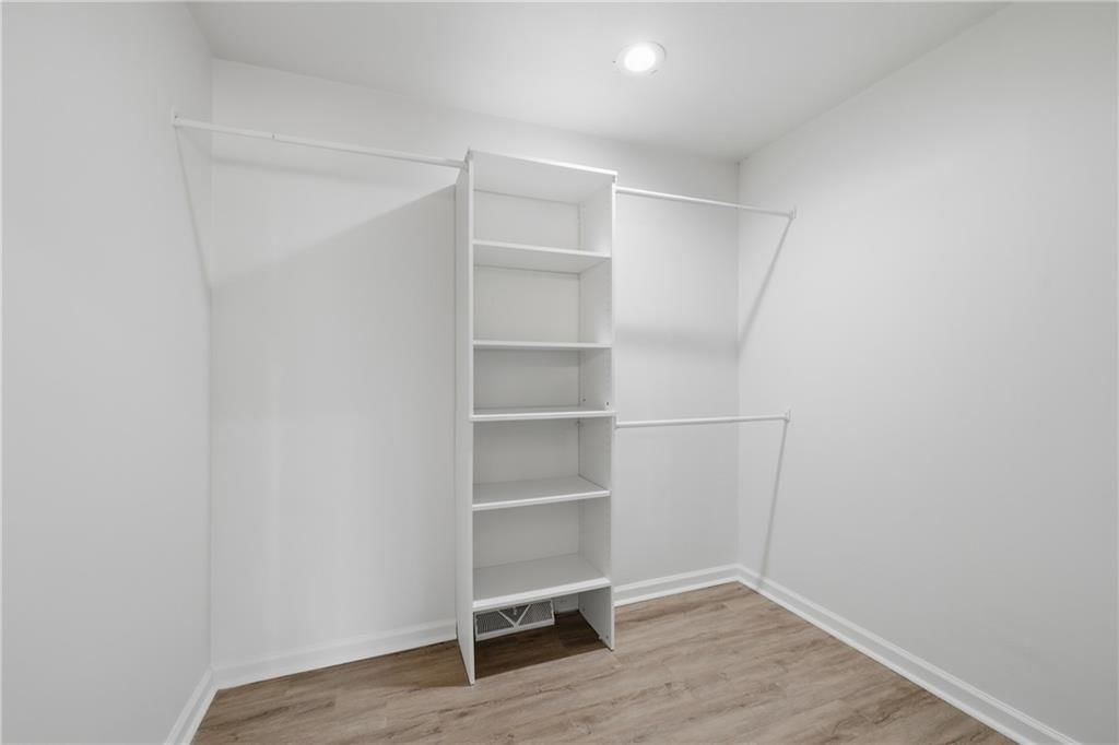 707 SW Savannah Drive — photo 11