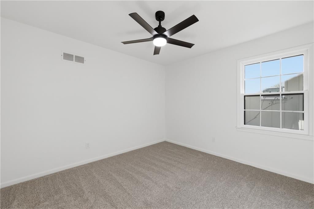 707 SW Savannah Drive — photo 14