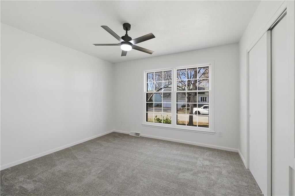 707 SW Savannah Drive — photo 16