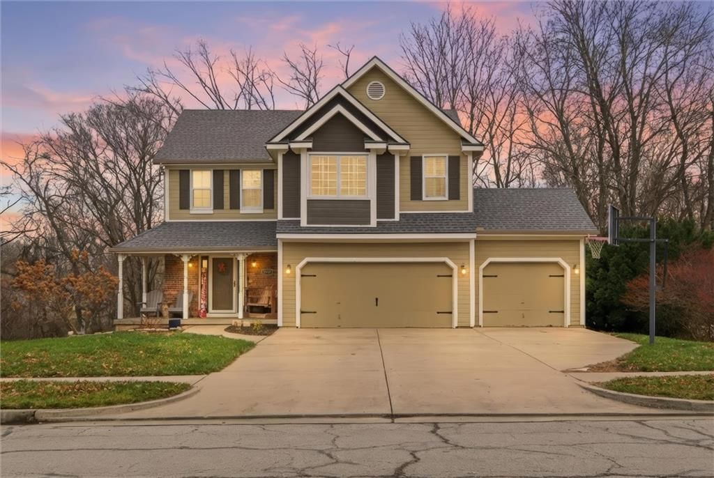 1609 Buckingham Drive — photo 2