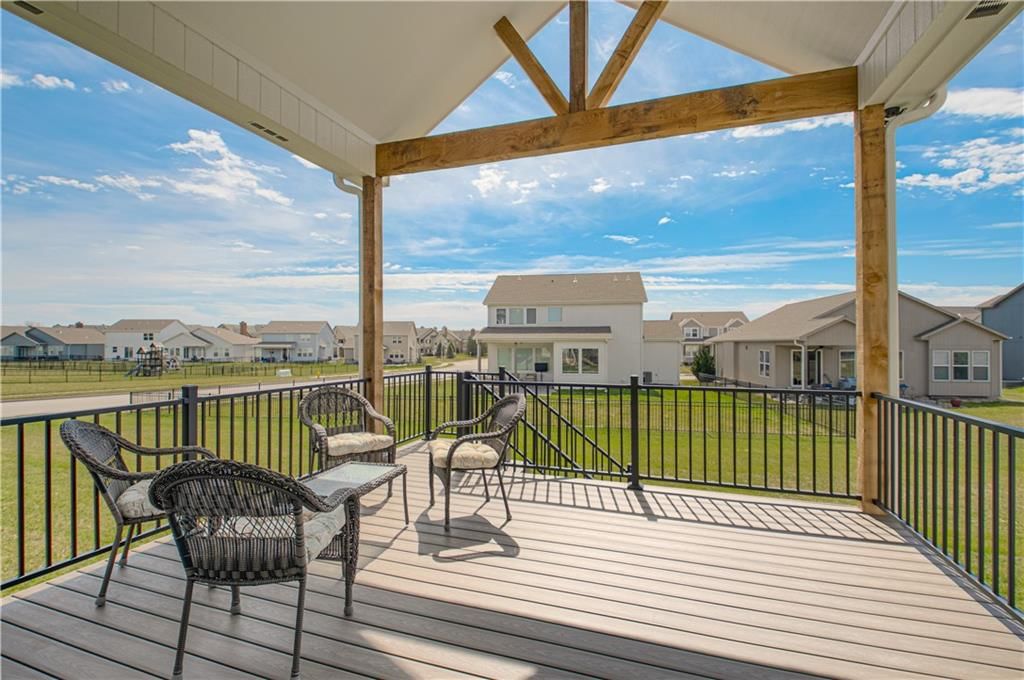 1605 SW Arbor Park Drive — photo 49