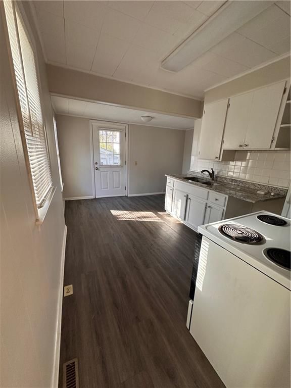 4528 Fairmount Avenue — photo 6