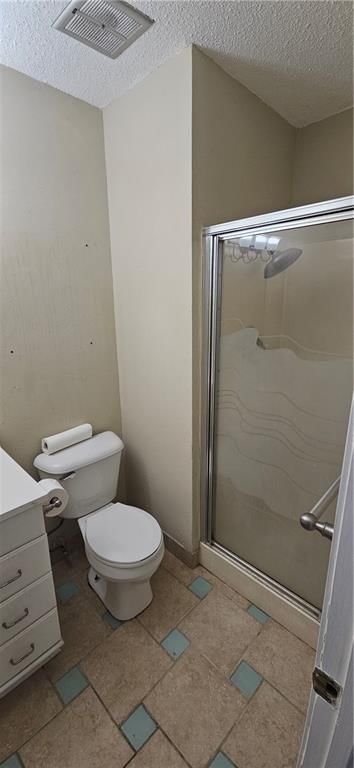 900 N Walker Lane — photo 3