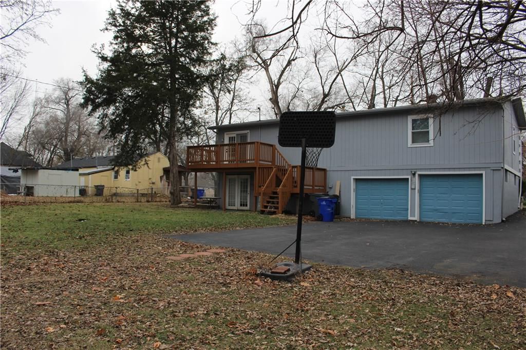 900 N Walker Lane — photo 9