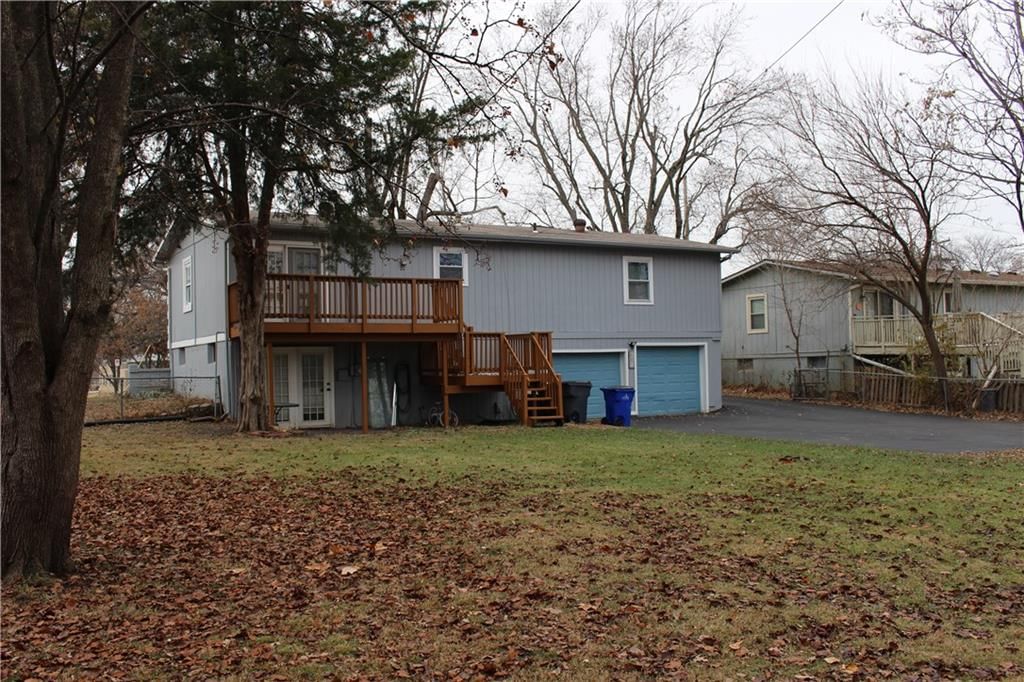 900 N Walker Lane — photo 10