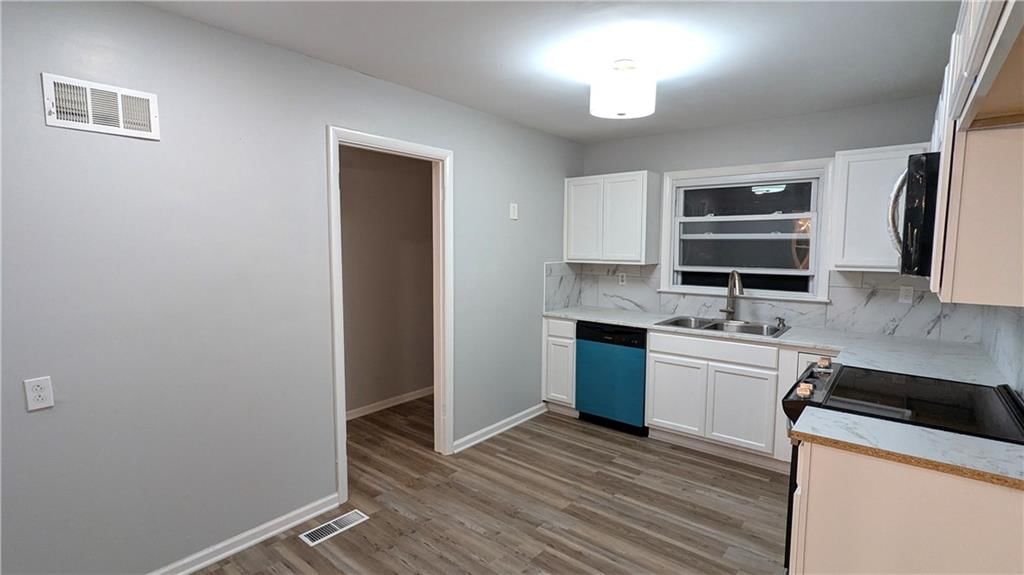 9908 E 77th Street — photo 32