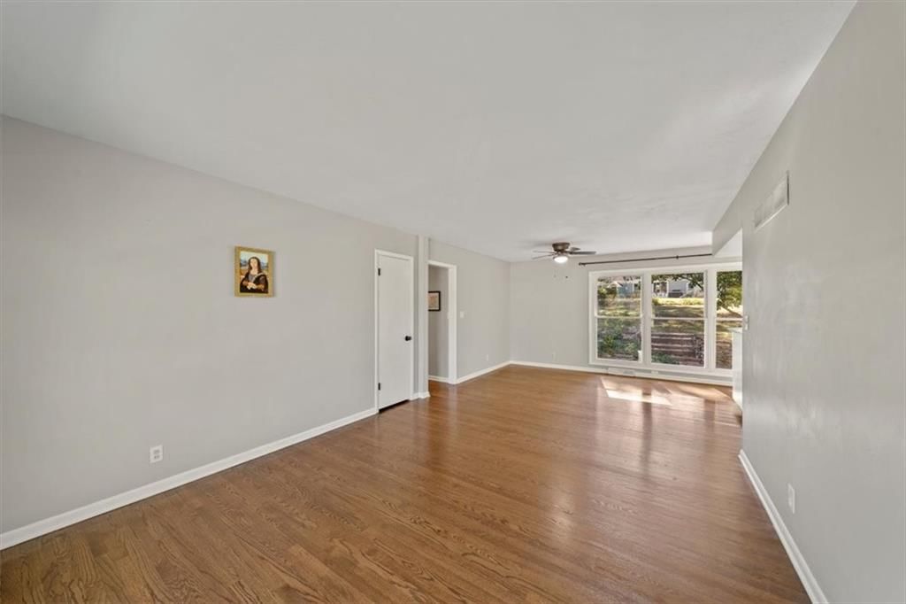 9520 Grandview Street — photo 5