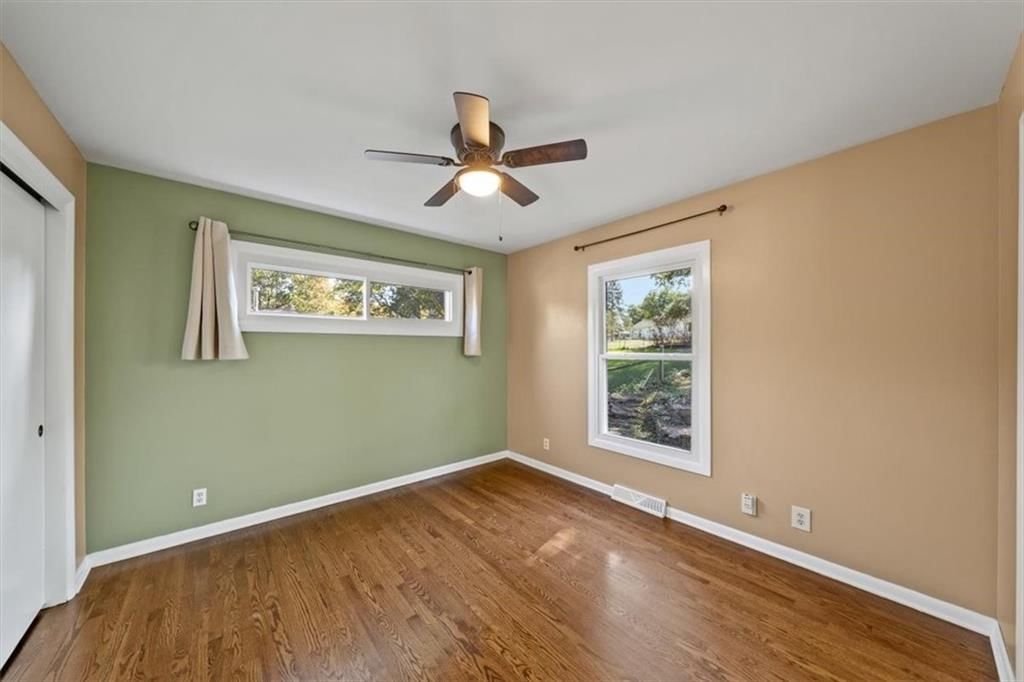 9520 Grandview Street — photo 13