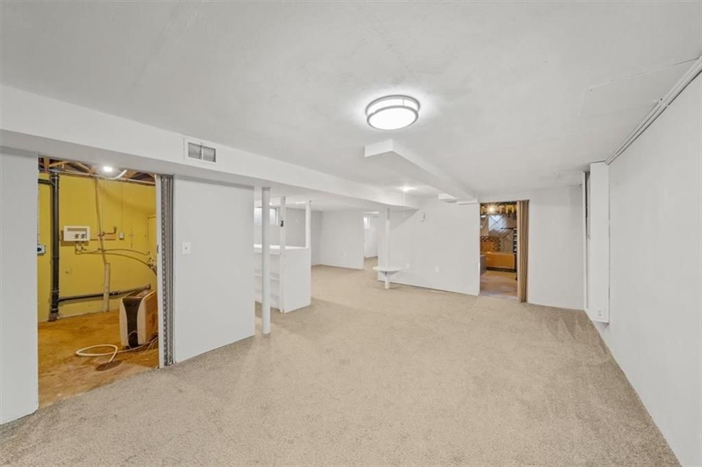 9520 Grandview Street — photo 20