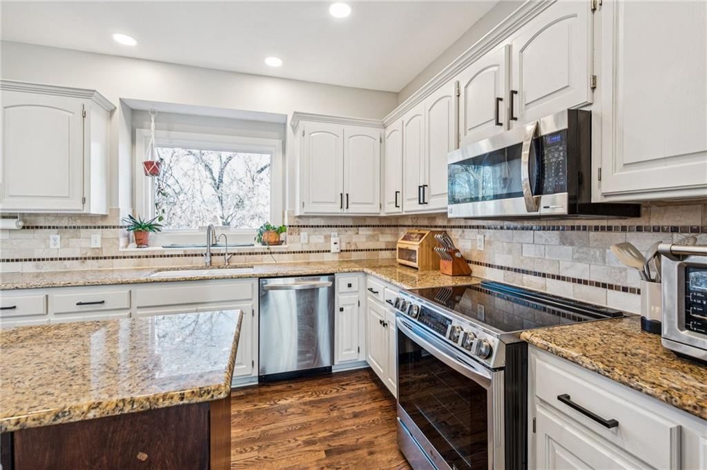7708 N Atkins Place — photo 5