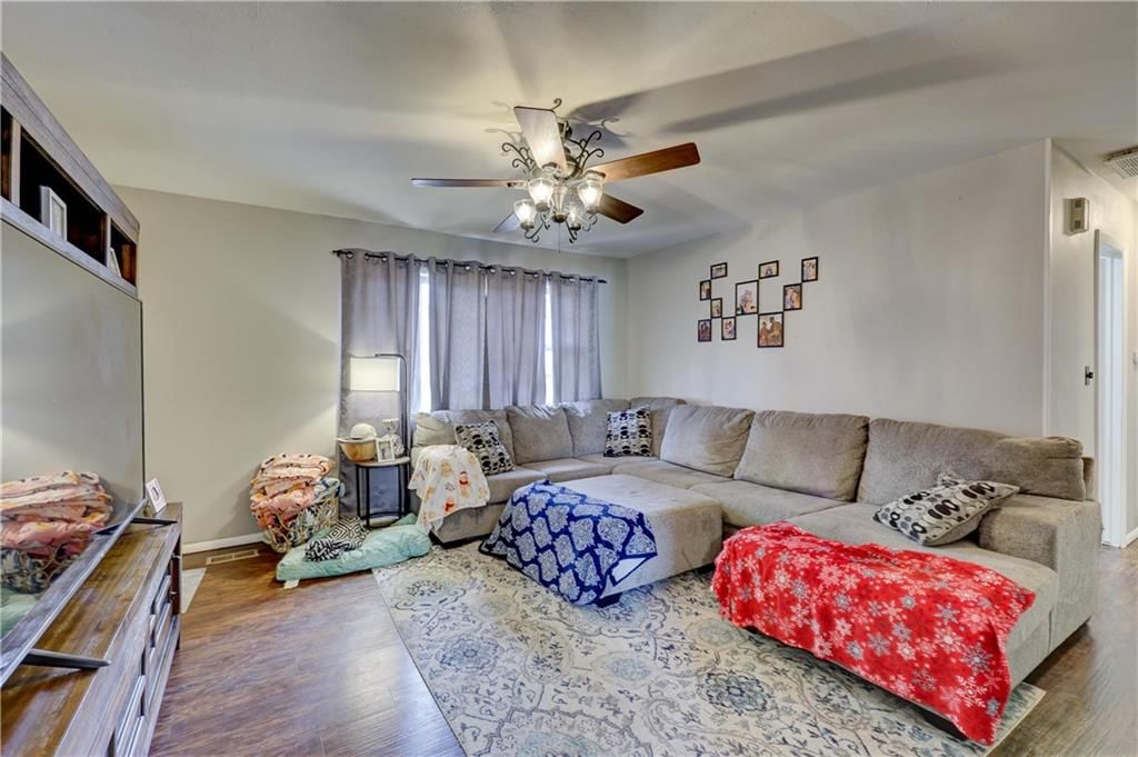 506 Lone Elm Drive — photo 4