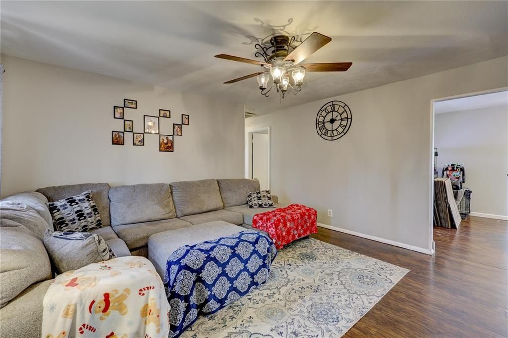 506 Lone Elm Drive — photo 5