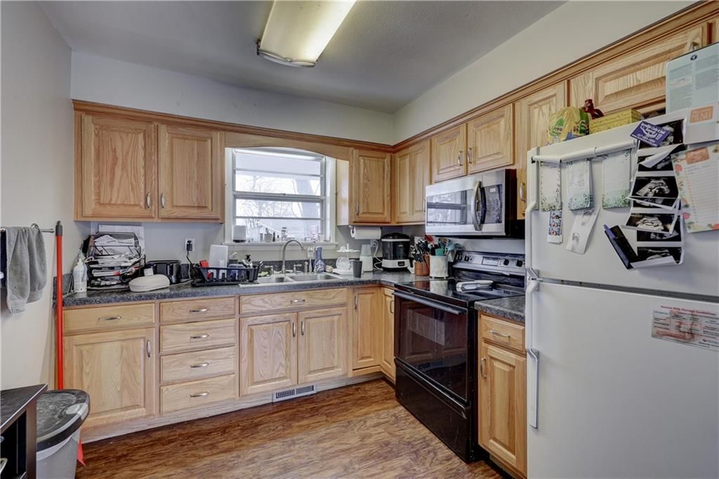 506 Lone Elm Drive — photo 8