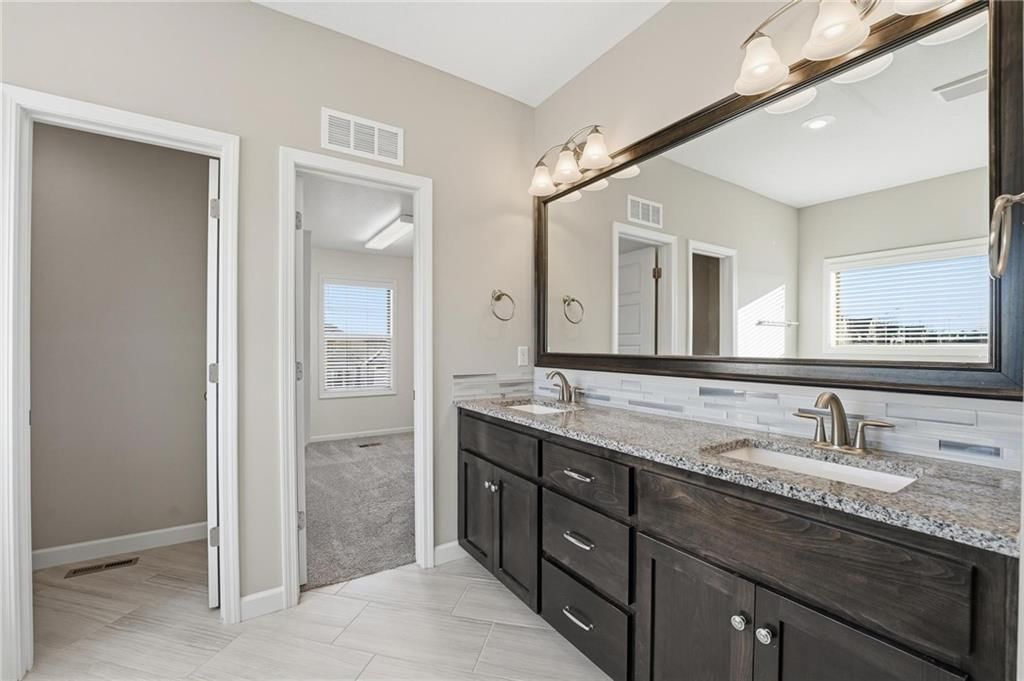 2409 NE 112th Street — photo 36
