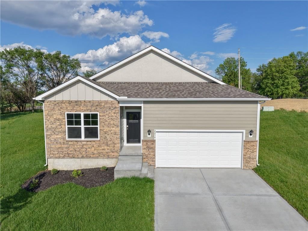 2216 Creek View Lane — photo 2