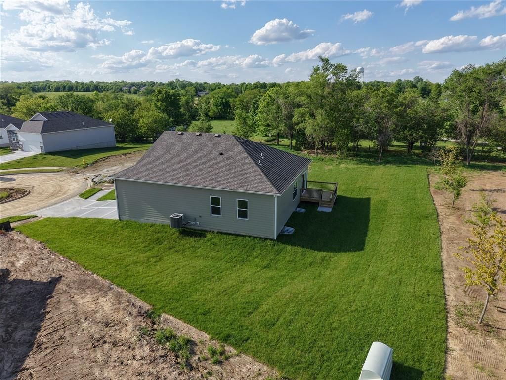 2216 Creek View Lane — photo 13