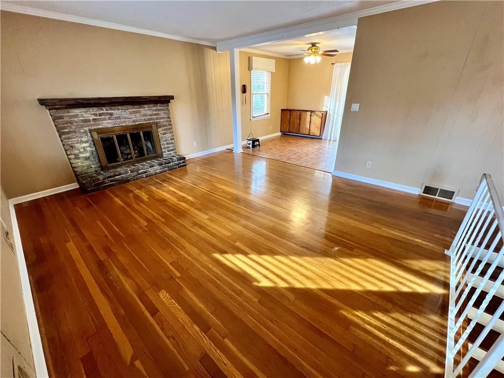 7714 James A Reed Road — photo 4