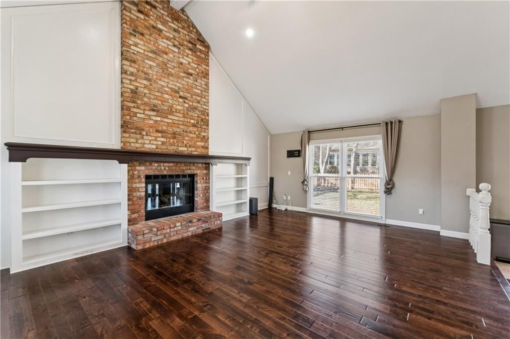 8308 Tomashaw Street — photo 4