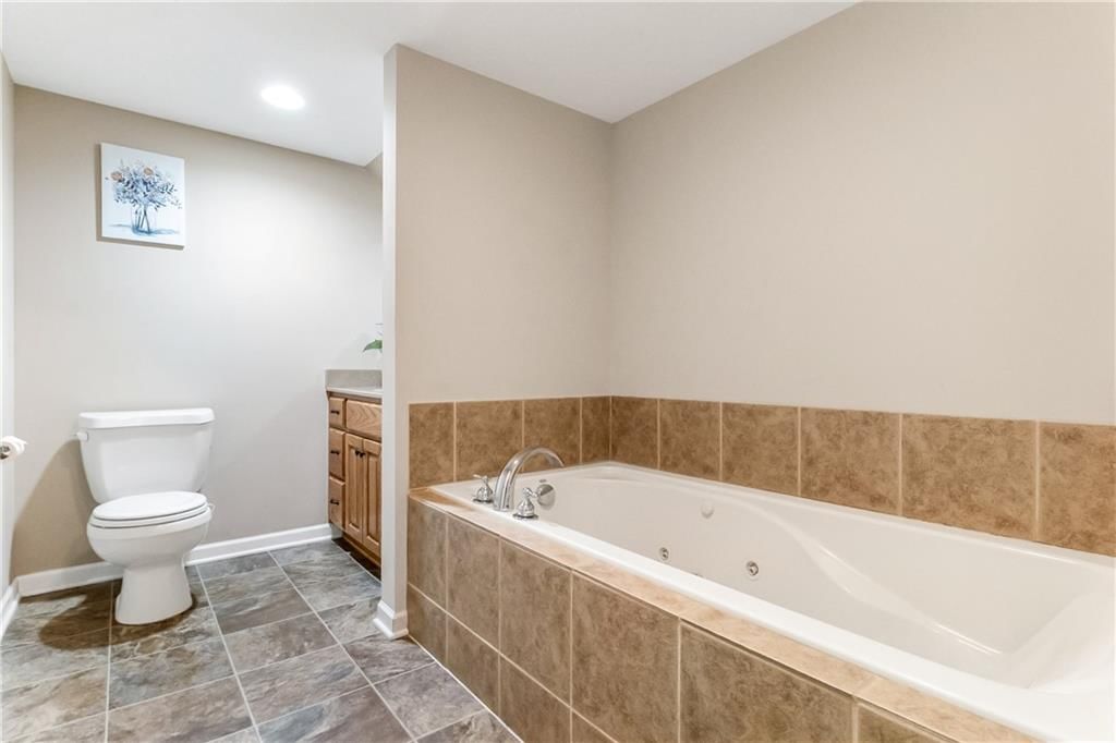 800 Raven Court — photo 23