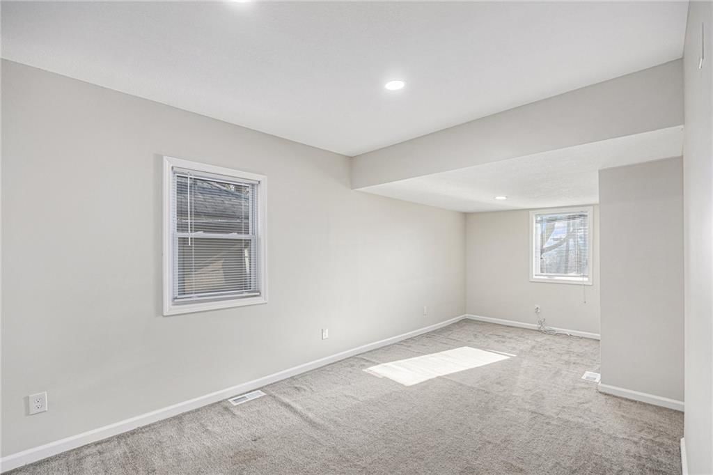 5809 E 16th Terrace — photo 9