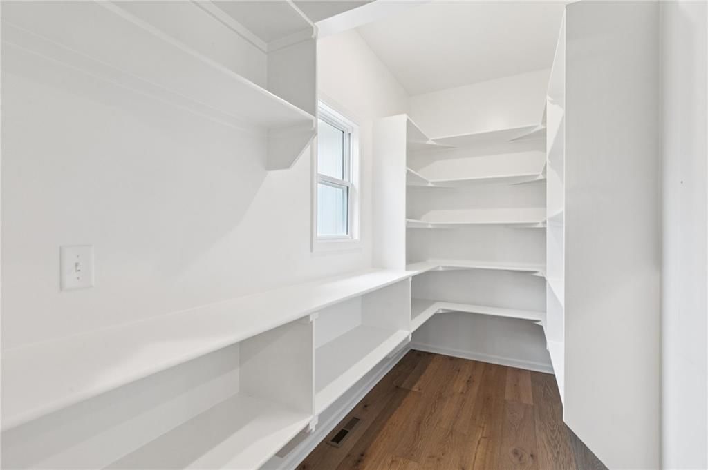 1300 Melissa Court — photo 21