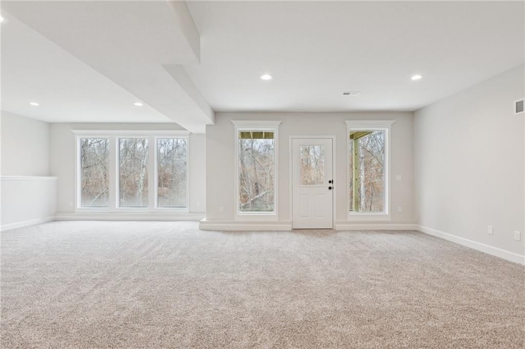 1300 Melissa Court — photo 35