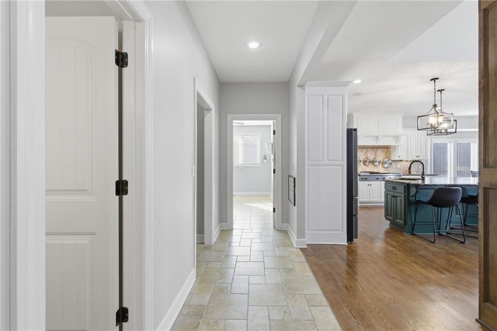 1729 NE Woodland Shores Court — photo 24