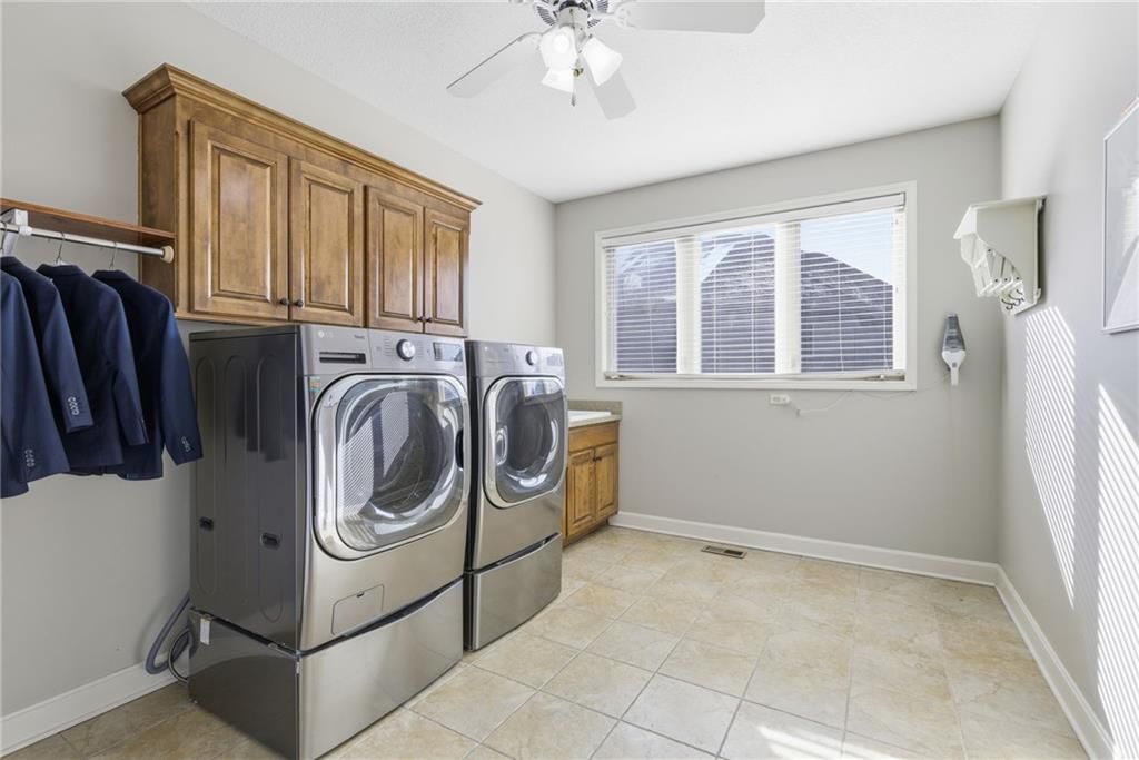1729 NE Woodland Shores Court — photo 36